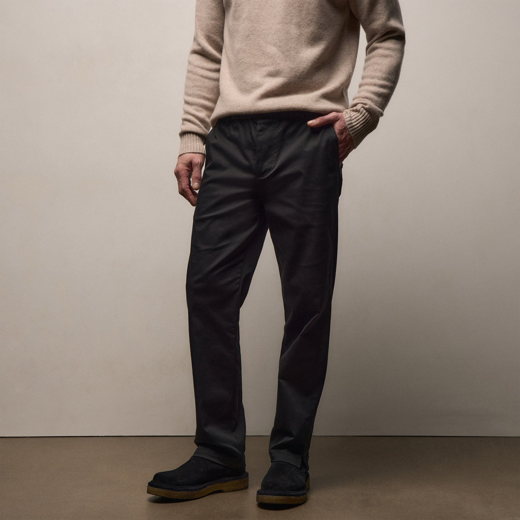 Relaxed Fit Stretch Micro Twill Trouser Black